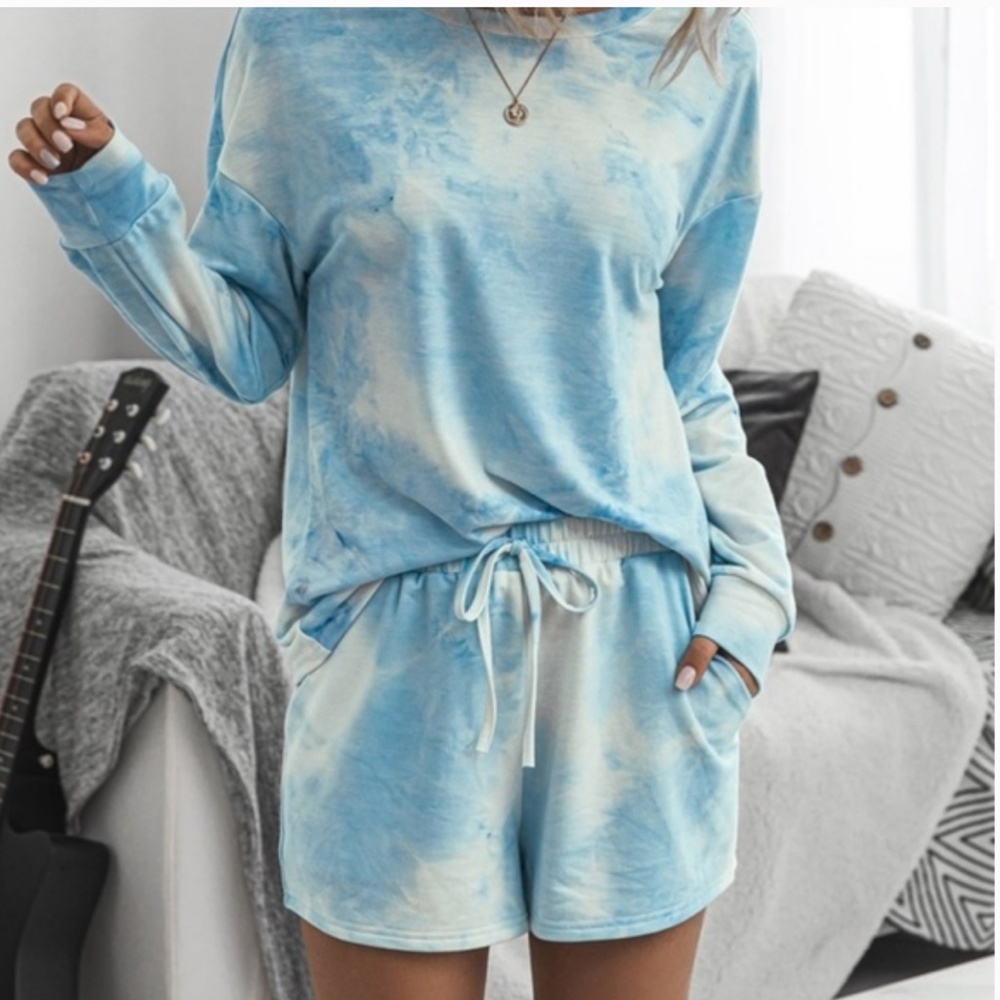 NEW! HOPE HORIZON Blue Tie Dye Matching Lounge Set Women's XL LS Top Shorts NWT